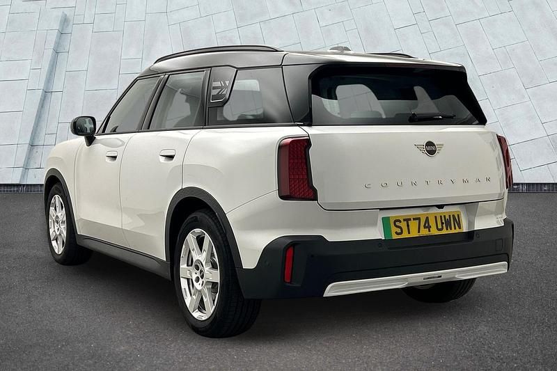 Used Mini Countryman Classic 150 kW (204 HP) 2024 White SUV