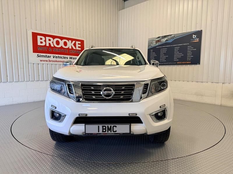 Used Nissan Navara Tekna 2021 White Pickup