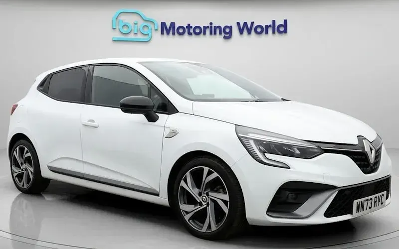 Used Renault Clio RS Line 90 HP (66 kW) 2023 Hatchback