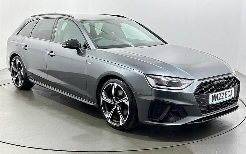Begagnad Audi A4 Black Edition 150 HK (110 kW) 2021 Kombi