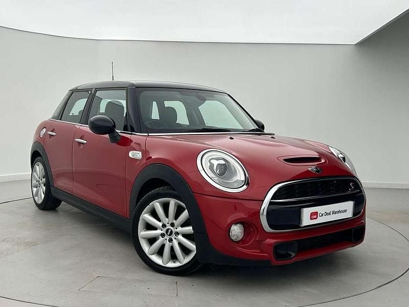 Red Used 2017 Mini Cooper S Hatch Hatchback | £11,499 (Fair price) - Image 1/4