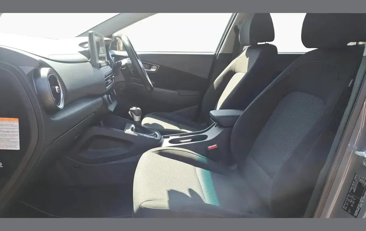 Used Hyundai Kona SE 139 HP (102 kW) 2023 Grey SUV