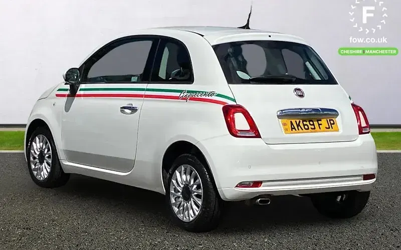 Used Fiat 500 Lounge 69 HP (50 kW) 2019 White Hatchback