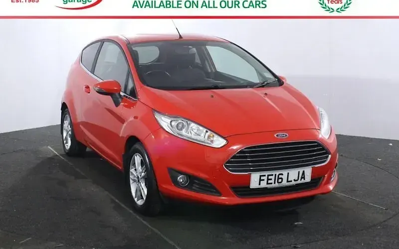 Used Ford Fiesta Zetec 101 HP (74 kW) 2016 Hatchback