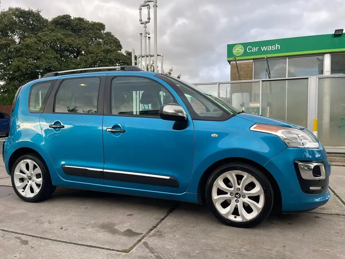 Used Citroën C3 Picasso SELECTION 2013 Blue MPV