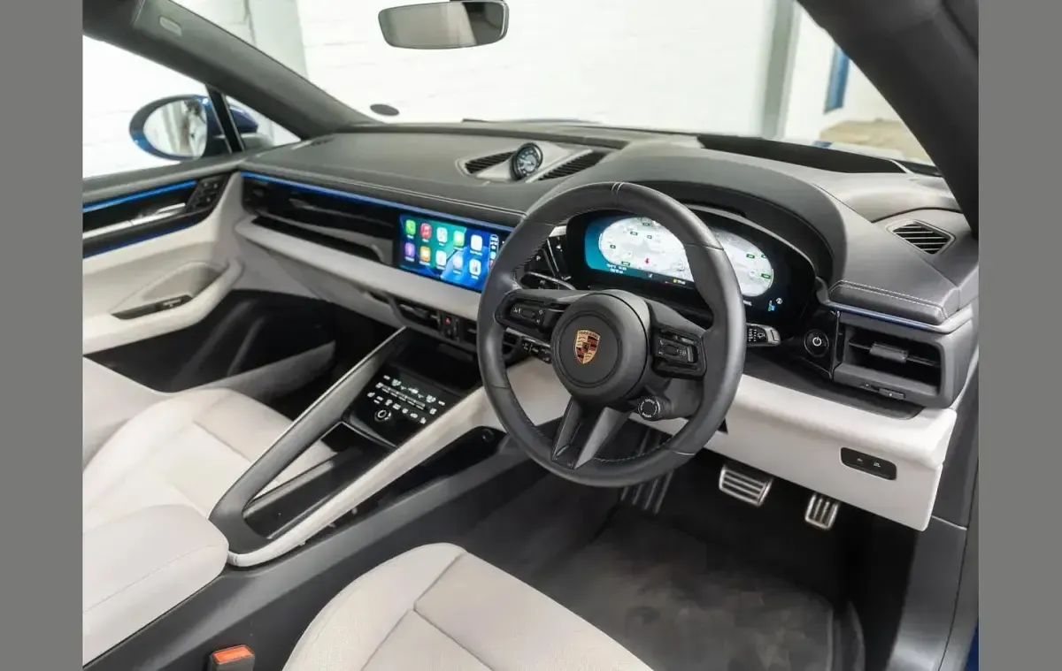 Used Porsche Macan 380 kW (517 HP) 2025 Blue SUV