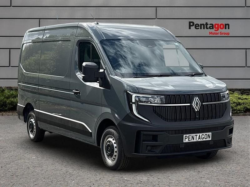 Urban grey New 2025 Renault Master Van | £24,790 (Fair price) - Image 1/3