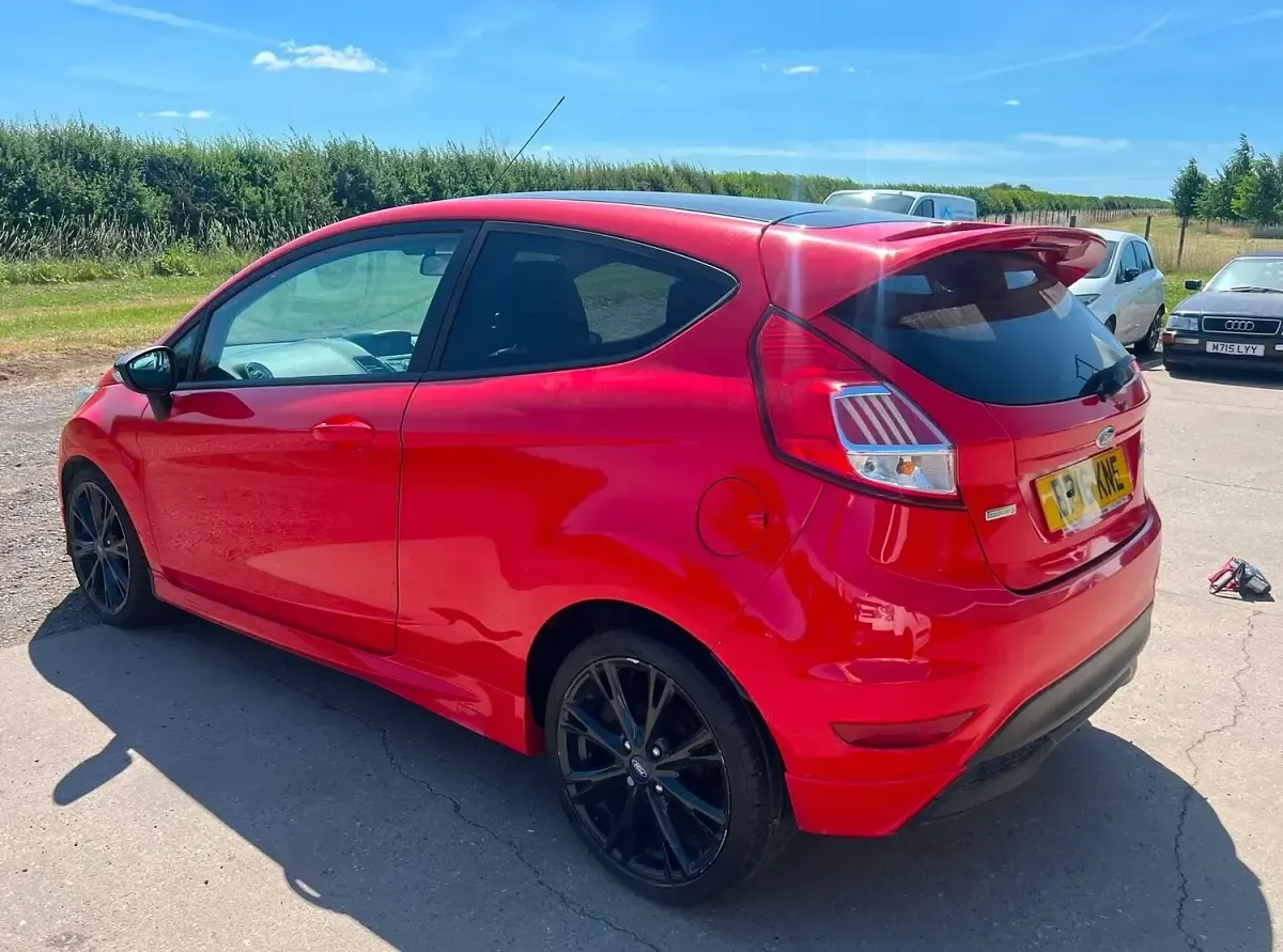 Used Ford Fiesta Zetec 2016 Red Hatchback