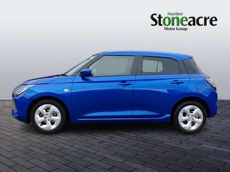 Usado Suzuki Swift 82 HP (60 kW) 2024 Azul Citadino