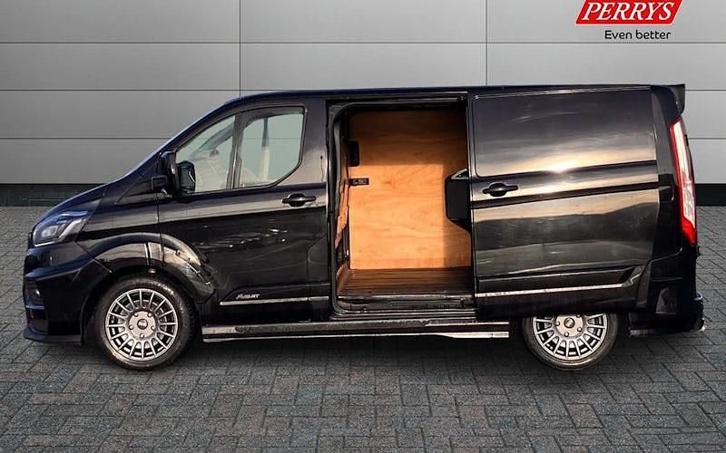 Used Ford Transit Custom Limited 185 HP (136 kW) 2021 Van