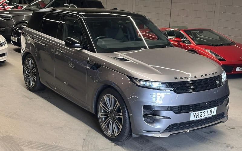 Second-hand Land Rover Range Rover Sport SE Dynamic 300 CP (220 kW) 2025 SUV