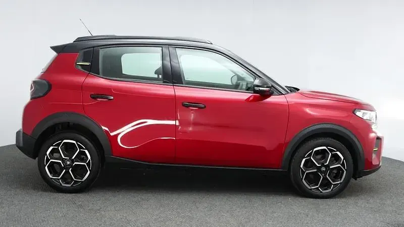 Used Citroën C3 PureTech 101 HP (74 kW) 2025 Red SUV