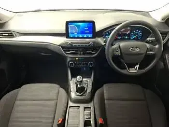 Used Ford Focus Titanium 125 HP (91 kW) 2020 Silver Hatchback