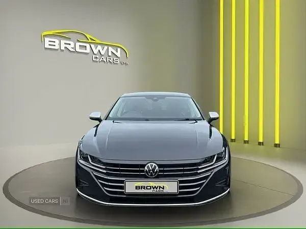 Usado VW Arteon Elegance 218 HP (160 kW) 2021 Cinzento Citadino
