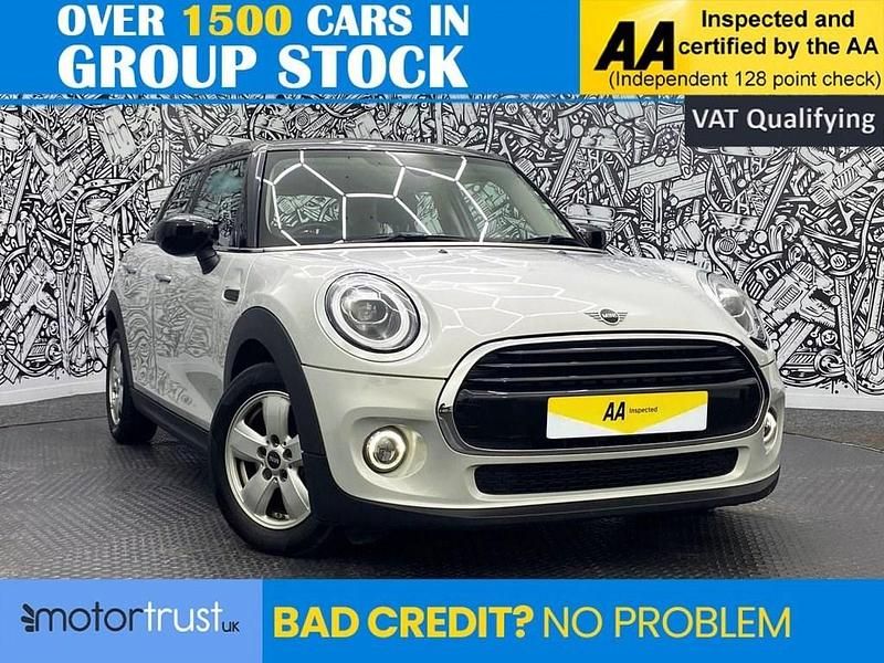 Silver Used 2020 Mini Cooper Classic Hatchback | £15,295 (Good price) - Image 1/2