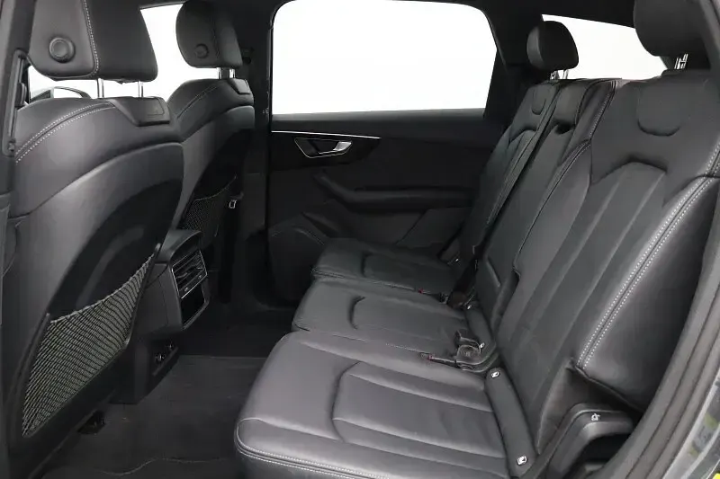 Used Audi Q7 Black Edition 340 HP (250 kW) 2022 Grey SUV