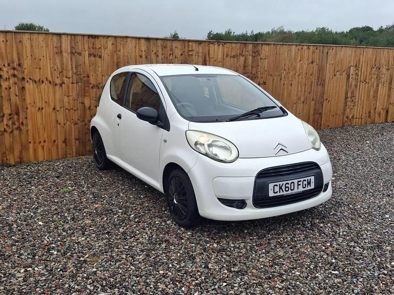 White Used 2010 Citroën C1 Hatchback | £1,995 (Fair price) - Image 1/4