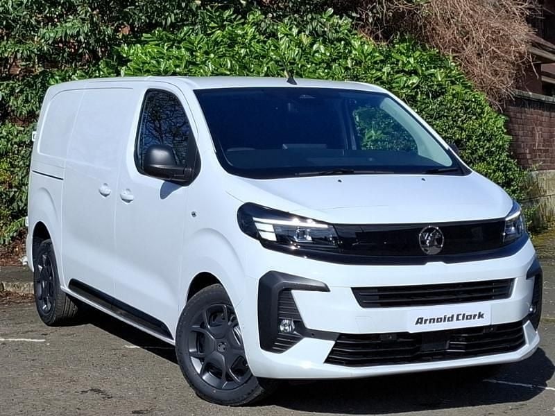 New Vauxhall Vivaro 2026 White MPV