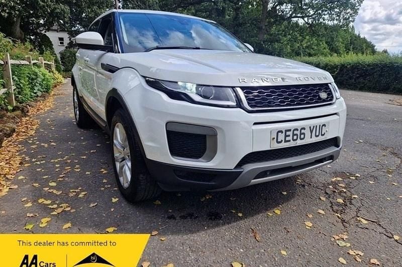 Used 2016 Land Rover Range Rover evoque SE Hatchback | £7,999 (Expensive) - Image 1/1