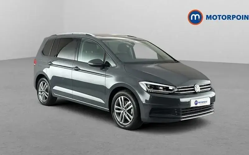 Used VW Touran Match 150 HP (110 kW) 2025 MPV