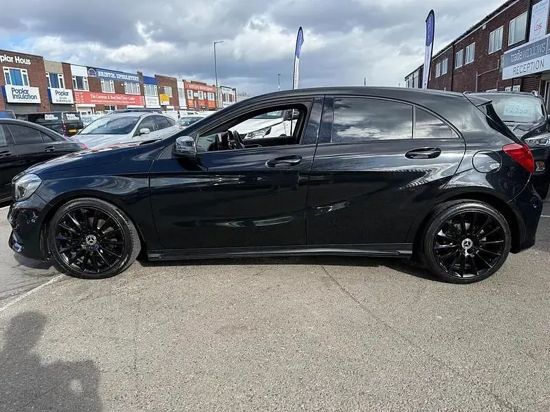 Used Mercedes A200 AMG Line Premium 136 HP (100 kW) 2017 Black Hatchback