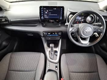 Used Toyota Yaris Hybrid Design 116 HP (85 kW) 2023 Black Hatchback