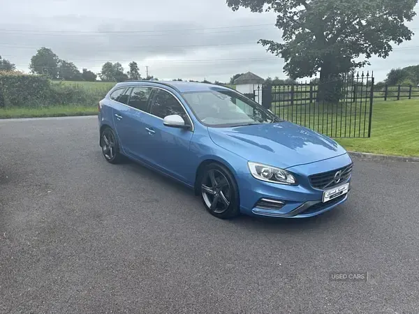 Used Volvo V60 R-Design 2016 Blue Estate