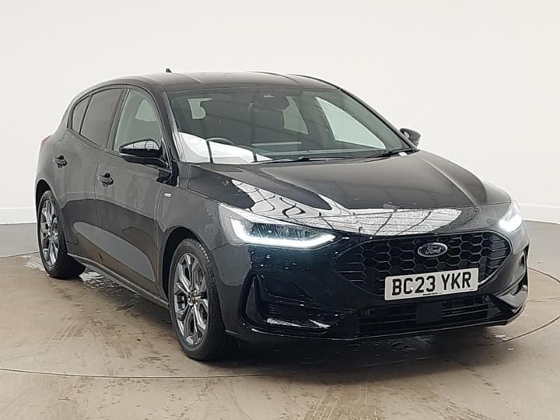 Used Ford Focus ST-Line 125 HP (91 kW) 2023 Black Hatchback