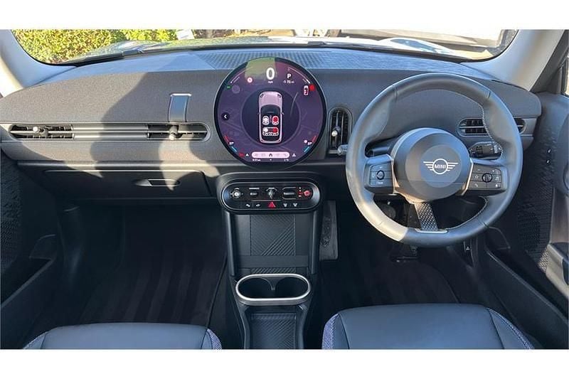 Used Mini Cooper Hatch 156 HP (114 kW) 2024 Silver Hatchback