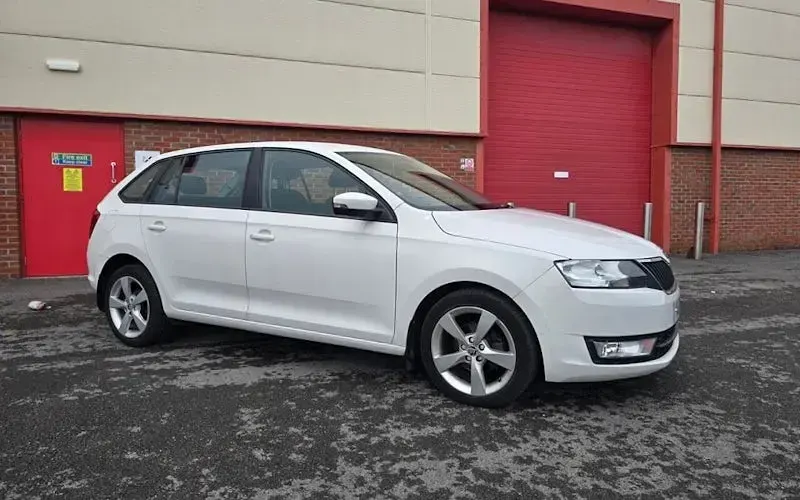 Gebraucht Skoda Rapid SE 90 PS (66 kW) 2016 Kleinwagen