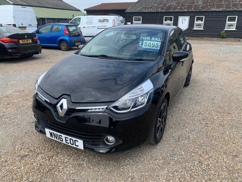 Black Used 2016 Renault Clio IV Dynamique Hatchback | £5,895 - Image 1/4