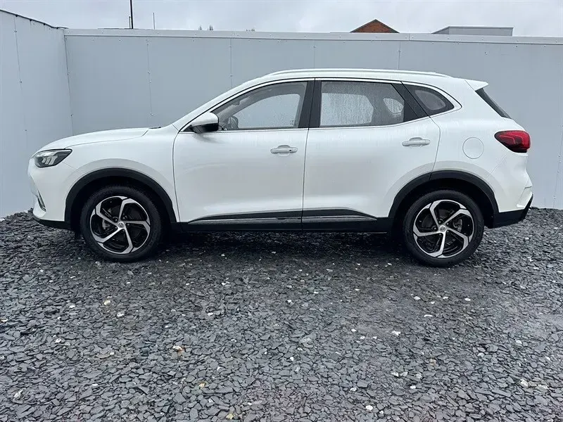 Used MG HS SE 162 HP (119 kW) 2024 White SUV