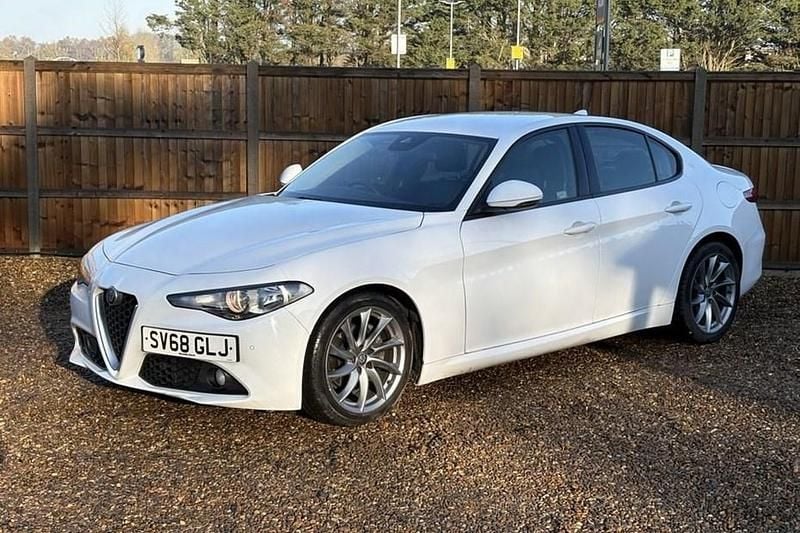 Used Alfa Romeo Giulia Super 180 HP (132 kW) 2018 Sedan