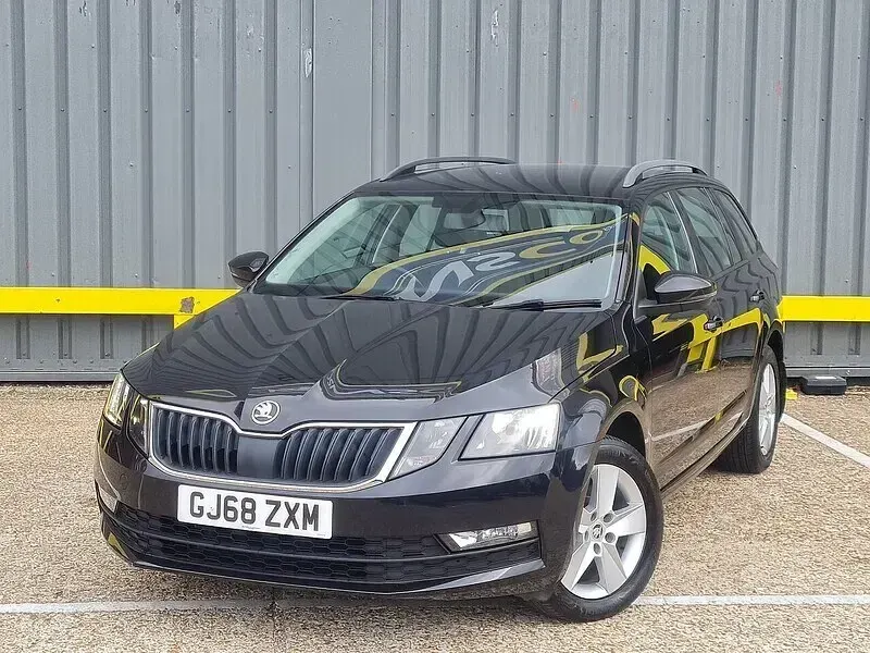 Used Skoda Octavia SE 150 HP (110 kW) 2018 Black Estate