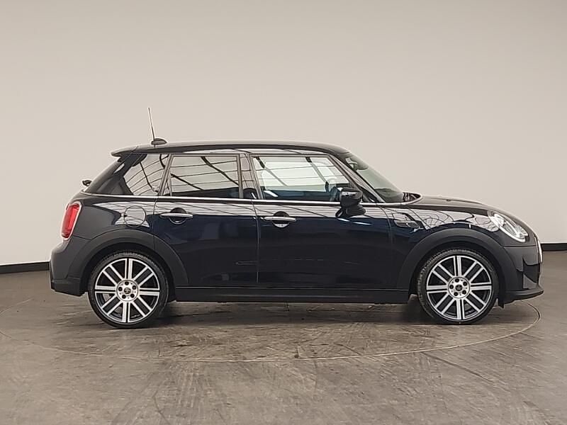 Used Mini Cooper Exclusive 136 HP (100 kW) 2023 Black Hatchback