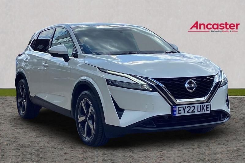 White Used 2022 Nissan Qashqai N-Connecta SUV | £19,975 (Fair price) - Image 1/4