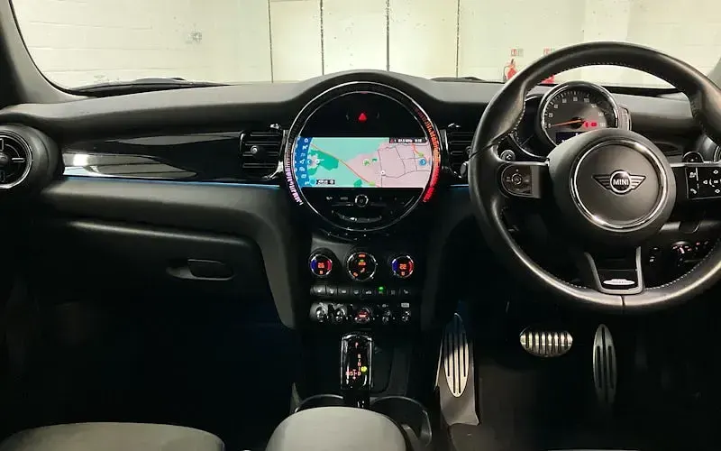 Used Mini Cooper S Hatch 178 HP (130 kW) 2022 Black Hatchback