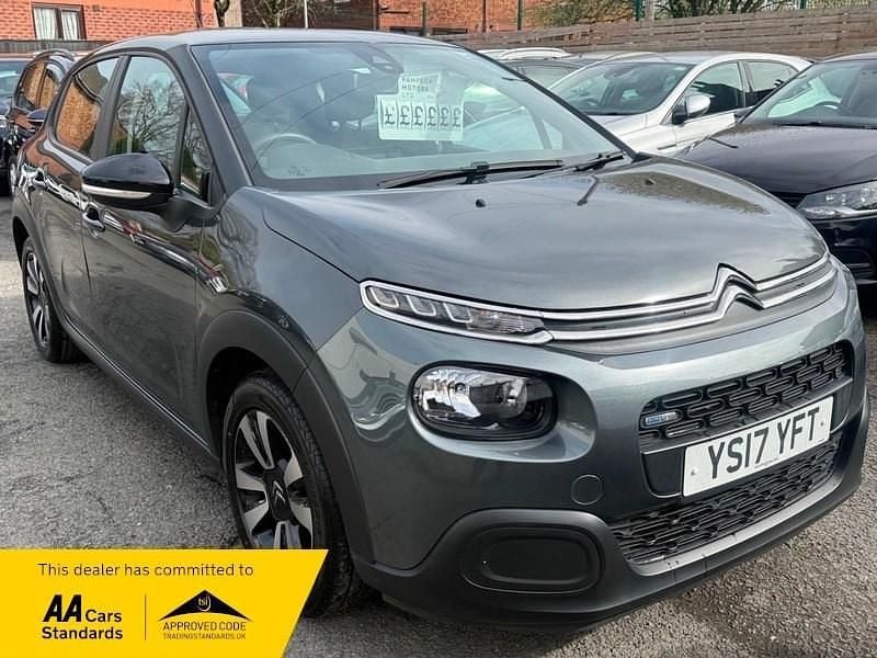 Usado Citroën C3 Feel 110 HP (80 kW) 2017 Cinzento Citadino