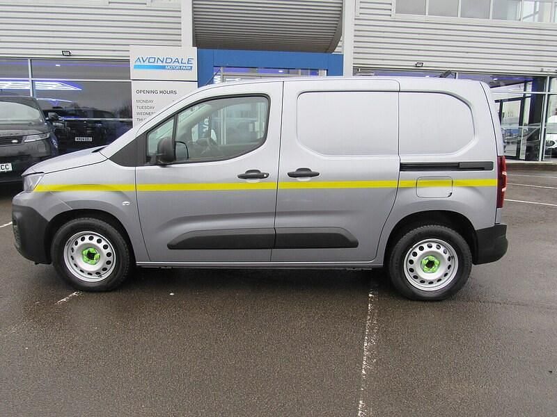 Used Peugeot Partner 2020 Grey MPV