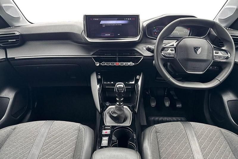 Used Peugeot 208 Allure 100 HP (73 kW) 2025 Grey Hatchback