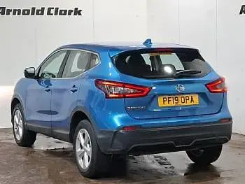 Used Nissan Qashqai Acenta Premium 140 HP (102 kW) 2019 Blue SUV