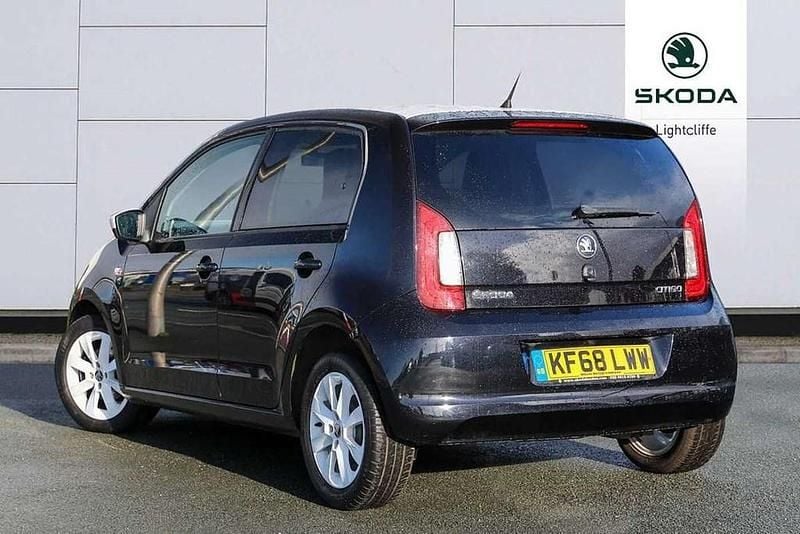 Used Skoda Citigo Colour Edition 58 HP (42 kW) 2019 Deep black pearlescent Hatchback