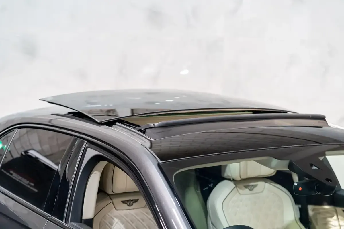 Used Bentley Flying Spur 551 HP (405 kW) 2021 Grey Sedan