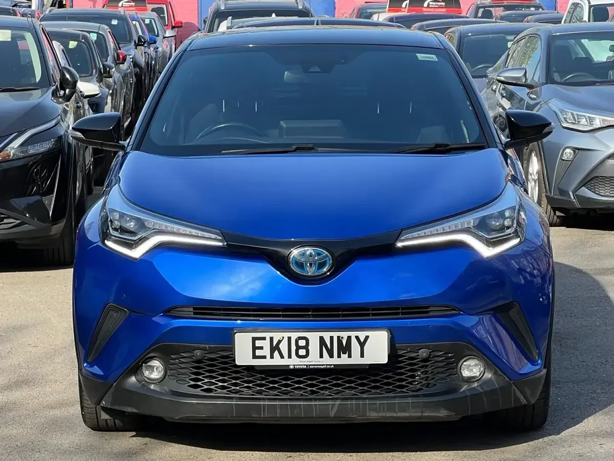 Second-hand Toyota C-HR 2018 Albastru SUV