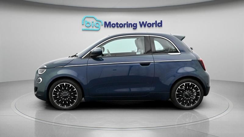 Used Fiat 500e La Prima 86 kW (118 HP) 2023 Green Hatchback