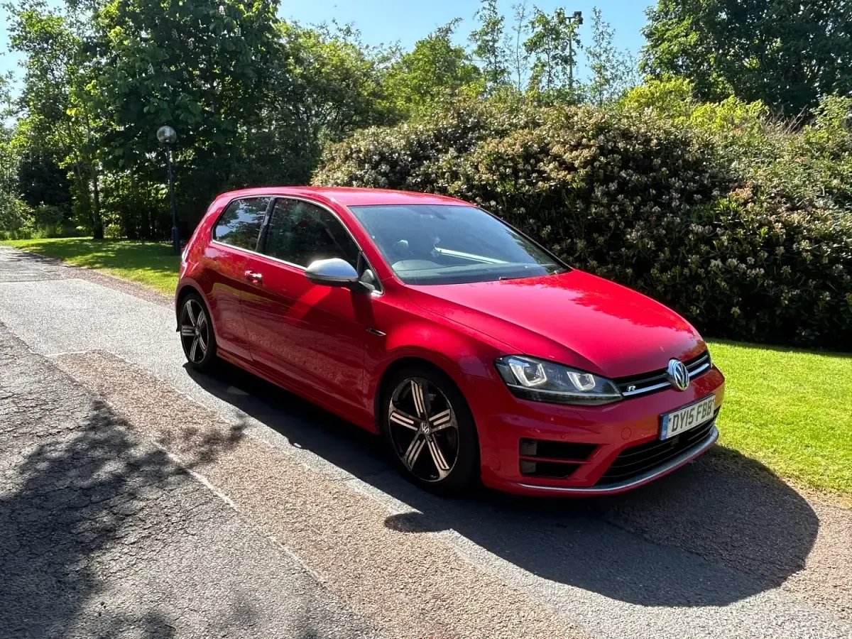 Używany VW Golf VII R 2015 Czerwony Hatchback