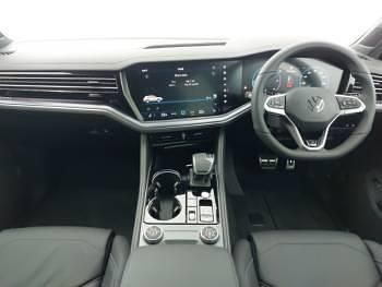 Used VW Touareg Black Edition 231 HP (169 kW) 2024 Silver SUV