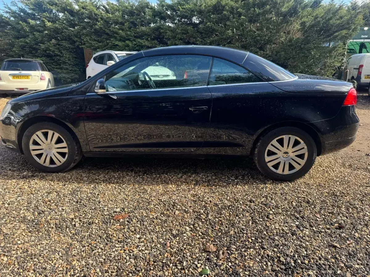 Usado VW Eos 2008 Preto Cabrios