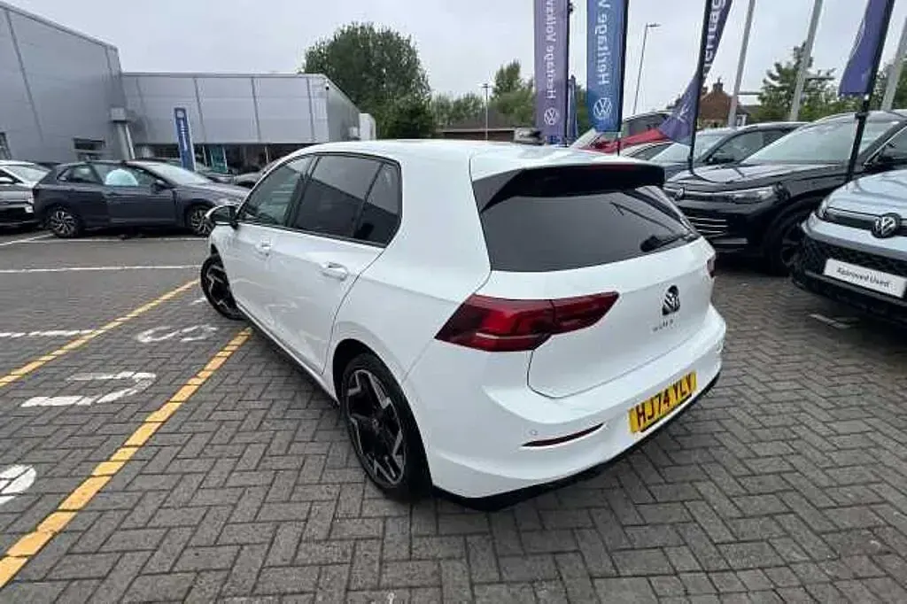 Used VW Golf VIII 150 HP (110 kW) 2024