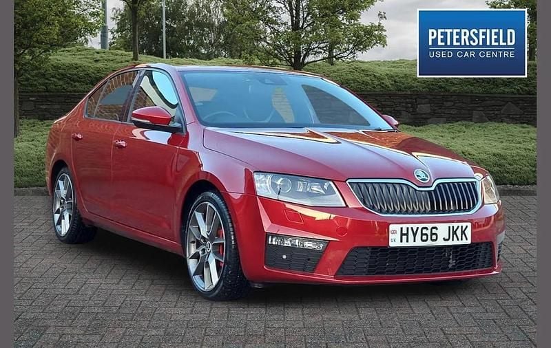 Red Used 2016 Skoda Octavia vRS Hatchback | £13,790 (Super price) - Image 1/4
